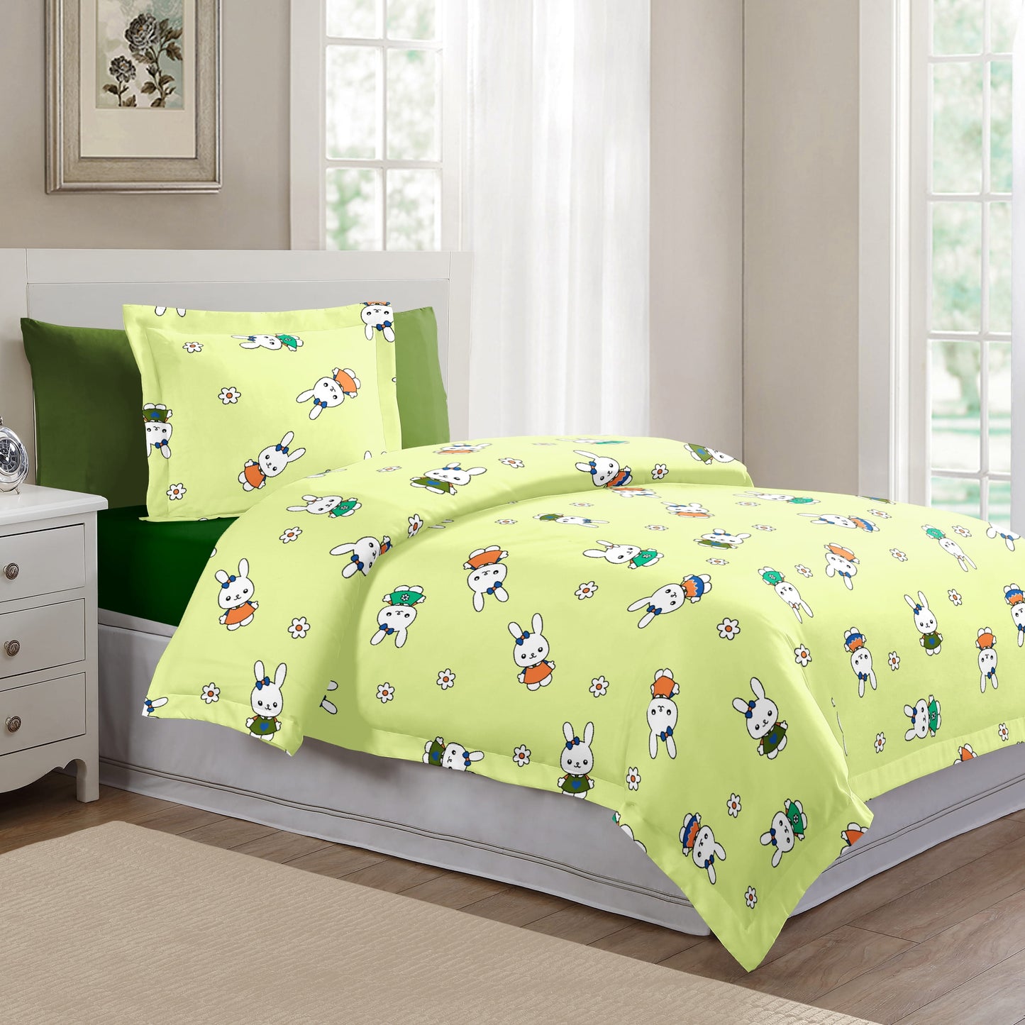 Trendy Cartoon Print Single Bedsheet for Kids - Green